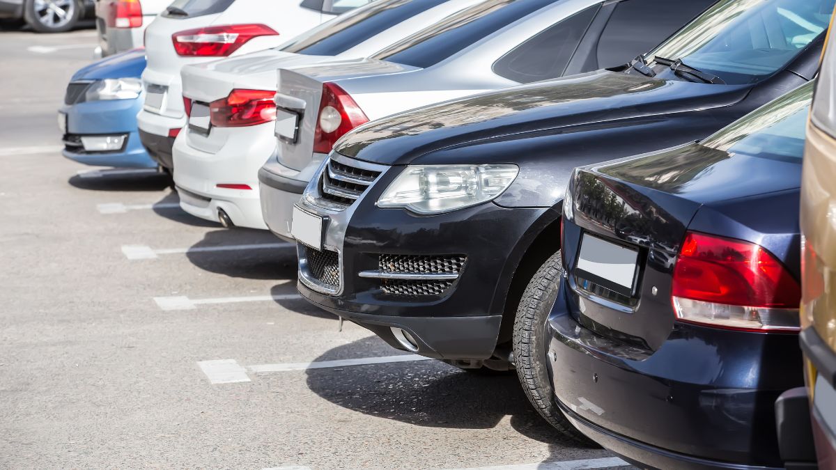 Sakaja Cracks Down on Illegal Parking in Nairobi CBD: Walkways Reserved for Pedestrians Only