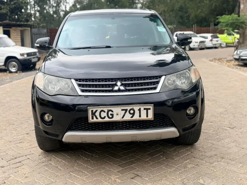 Mitsubishi Outlander 2009 Petrol
