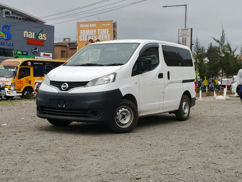 Nissan E-NV200 2019 Petrol