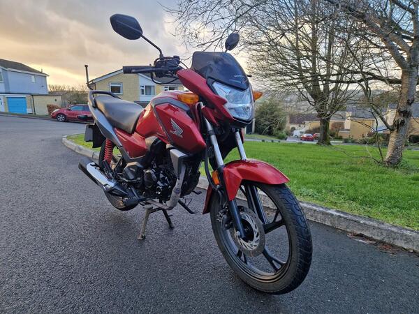 Thumbnail - Honda CB125R 2017 Petrol