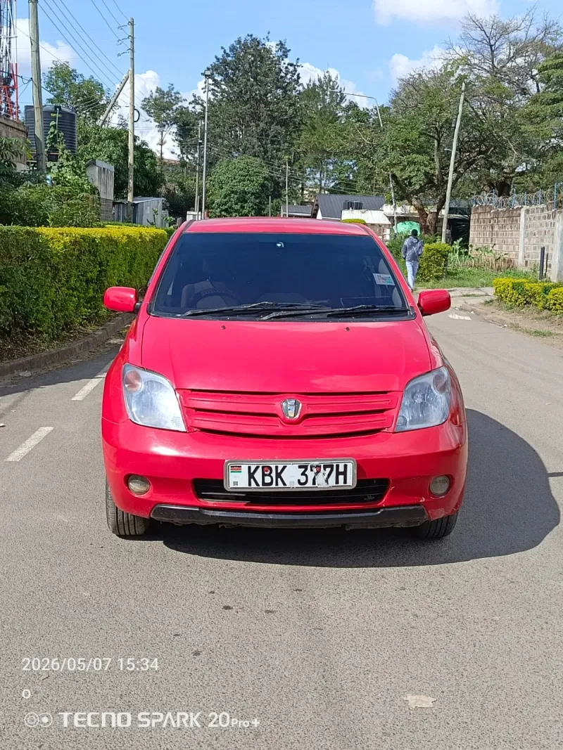 Toyota Ist 2004 Petrol