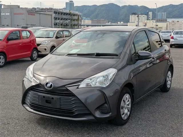 Toyota Vitz 2018 Petrol