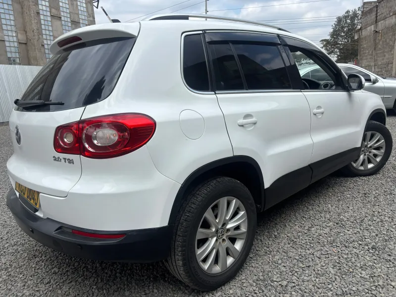Volkswagen Tiguan Tsi 2010 Petrol