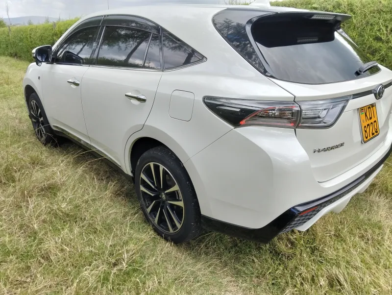 Toyota Harrier 2018 Petrol