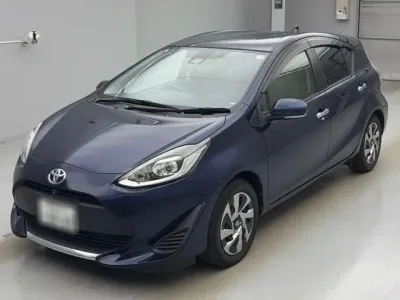 Toyota Aqua 2020 Petrol for sale