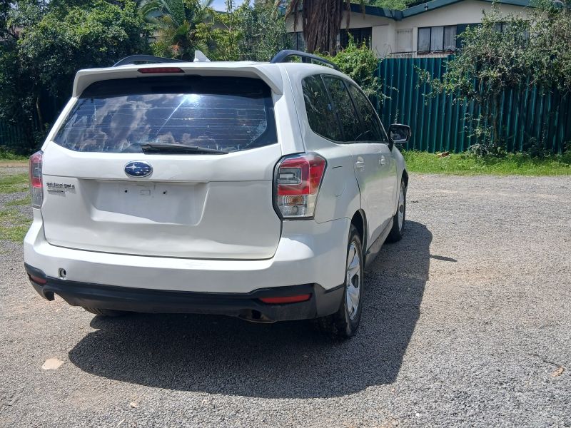 Thumbnail 3 - Subaru Forester 2018 Petrol