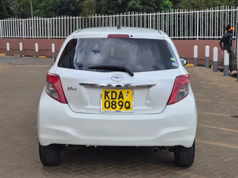 Toyota Vitz 2013 Petrol