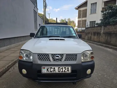 Nissan NP 300 2013 Diesel for sale