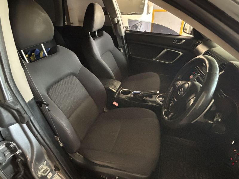 Subaru Legacy Ouback 2008 Petrol Cars for Sale in Kenya