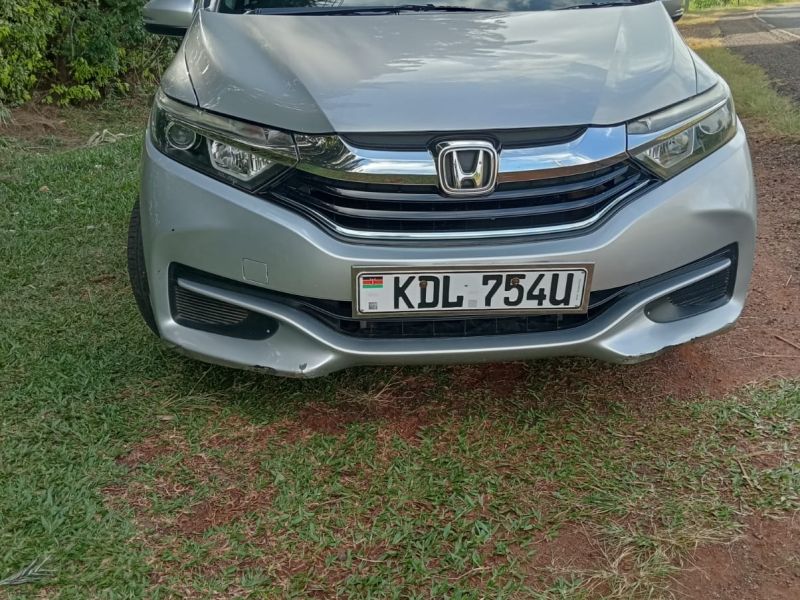 Honda Shutte Hybrid 2016 Hybrid Cars for Sale in Kenya