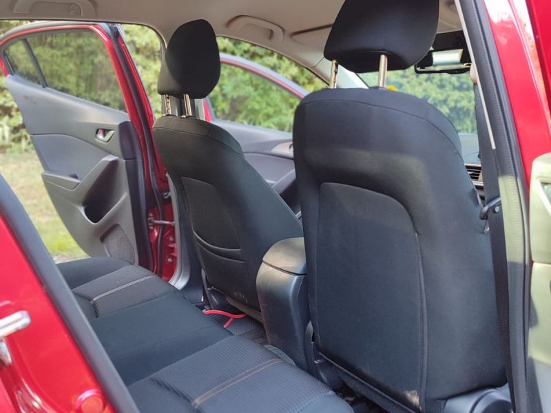 Thumbnail 6 - Mazda Axela 2018 Petrol