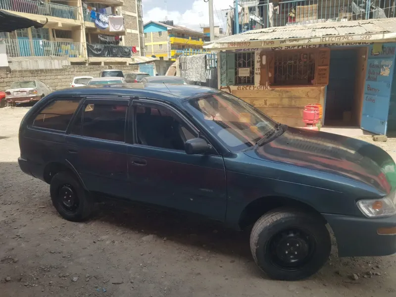 Thumbnail 10 - Toyota Corolla 1997 Petrol