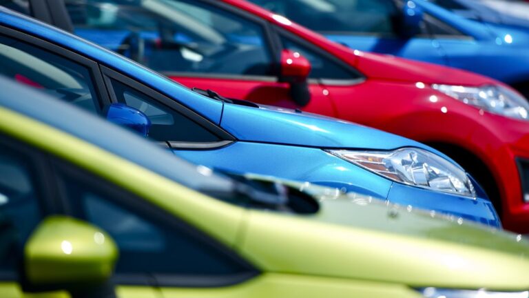 Why Kenyan Roads Are Losing Their Colour: The Rise of White, Black and Grey Cars