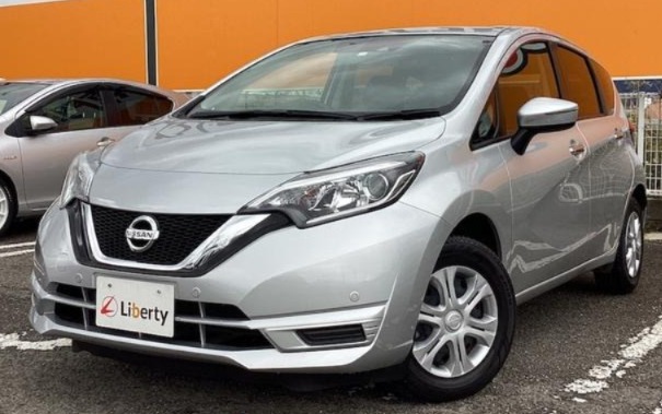 Nissan Note 2018 Petrol